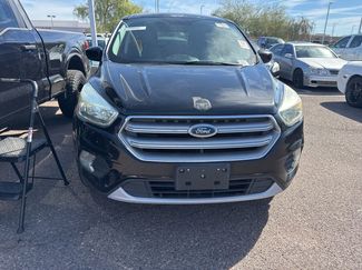 Used 2017 Ford Escape SE video 1
