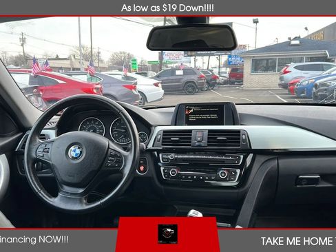 Used 2017 BMW 320i xDrive Sedan image 11