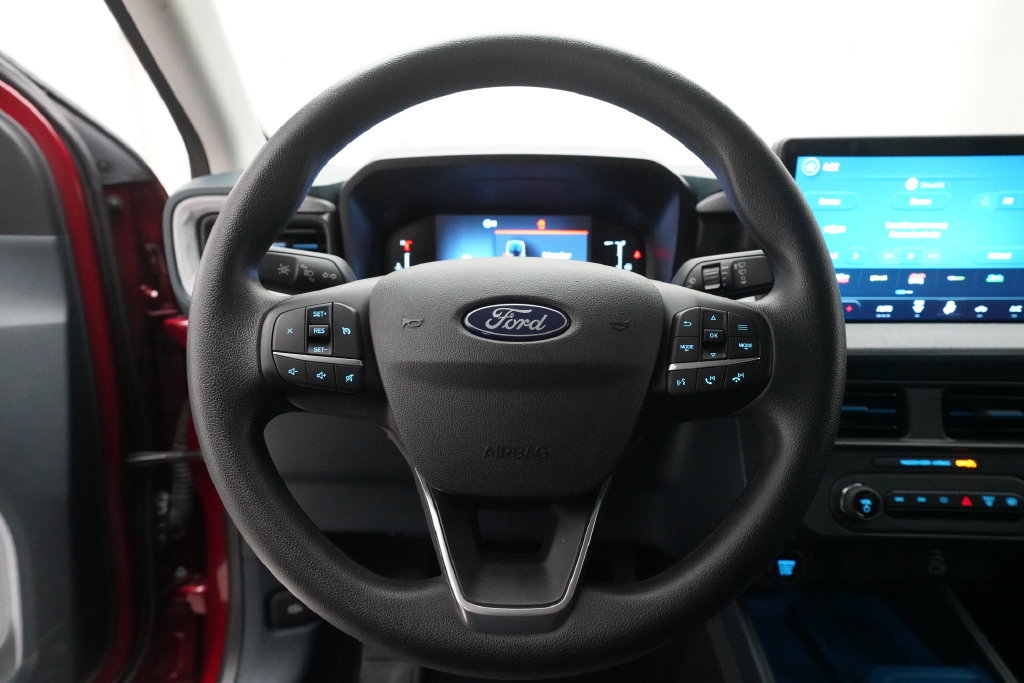 Used 2025 Ford Maverick XLT w/ Equipment Group 301A AWD/4WD image 4