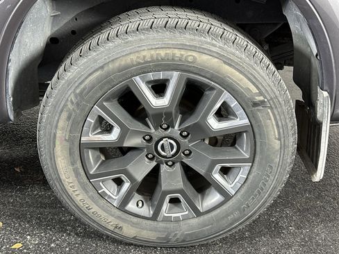 Certified 2021 Nissan Titan Platinum Reserve w/ Moonroof Package image 14