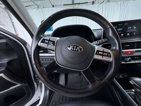 Used 2021 Kia Telluride LX AWD/4WD image 24