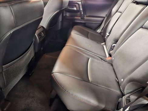 Used 2021 Toyota 4Runner TRD Off-Road Premium AWD/4WD image 17
