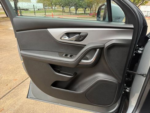 Used 2025 Chevrolet Blazer LT image 20