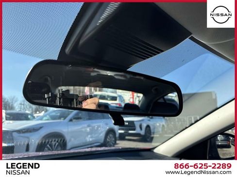 Used 2025 Nissan Altima 2.5 SR image 25