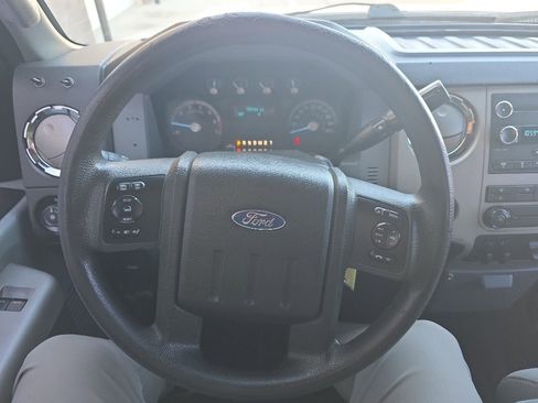 Used 2015 Ford F250 XLT image 10