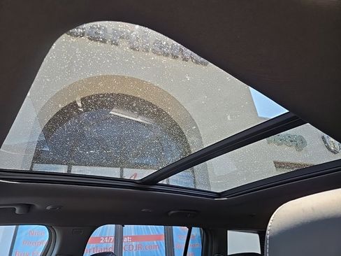 Used 2025 Jeep Grand Cherokee L Limited w/ Luxury Tech Group II image 79