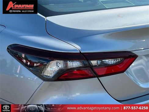 Certified 2022 Toyota Camry LE image 13