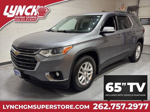 Used 2020 Chevrolet Traverse LT image 1
