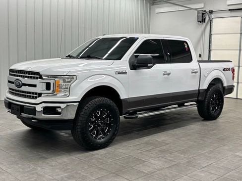 Used 2018 Ford F150 XLT w/ Equipment Group 302A Luxury image 5