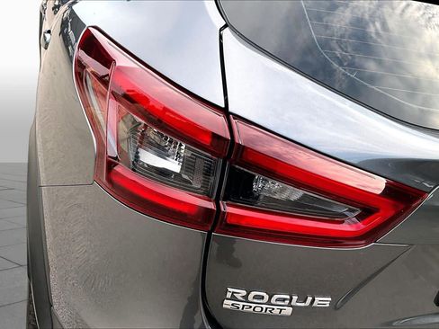 Certified 2020 Nissan Rogue Sport S FWD image 28