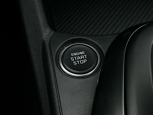 Used 2025 Kia K4 LXS image 25