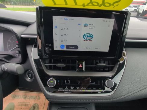 Used 2024 Toyota Corolla SE FWD image 21