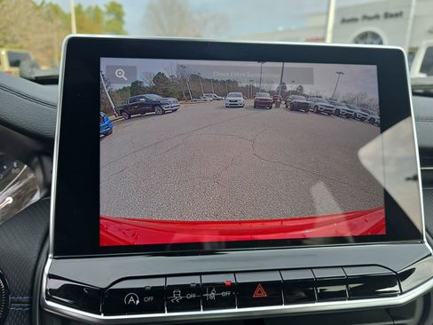 New 2026 Jeep Compass Latitude image 24