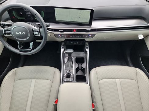 New 2025 Kia Sorento S AWD/4WD image 18