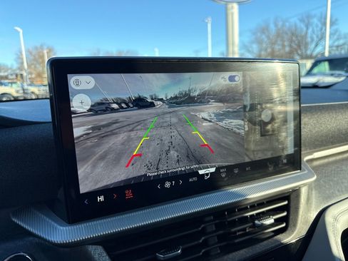 Used 2025 Ford Explorer Platinum w/ LUX Leather Package image 45