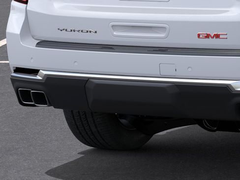 New 2026 GMC Yukon Denali w/ Sun & Power Step Package RWD image 15