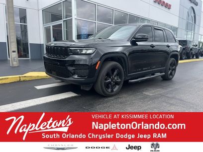 Used 2023 Jeep Grand Cherokee Altitude