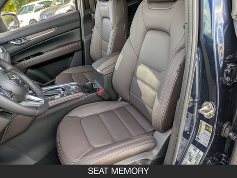 New 2025 MAZDA CX-5 Signature image 16