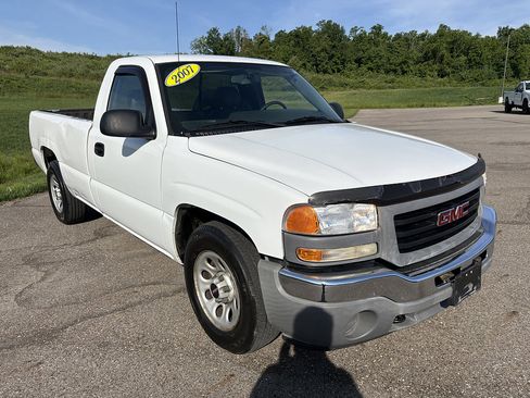 Used 2007 GMC Sierra 1500 W/T RWD image 7