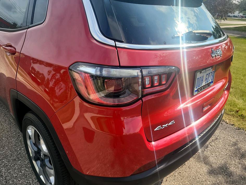 Used 2021 Jeep Compass Limited AWD/4WD image 13