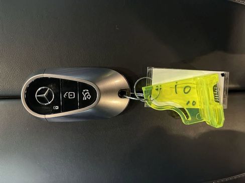 Used 2021 Mercedes-Benz S 500 4MATIC image 32