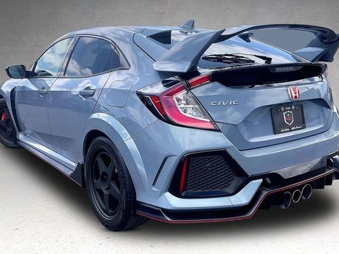 Used 2019 Honda Civic Type R image 3