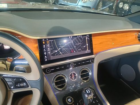 Used 2020 Bentley Continental GT image 21