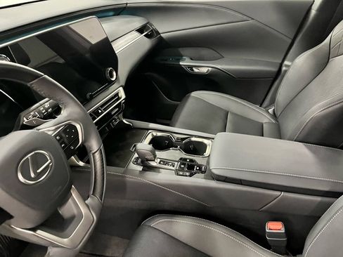 Used 2024 Lexus RX 350 w/ Technology Package AWD/4WD image 17