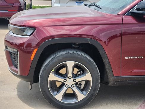 New 2026 Jeep Grand Cherokee L Limited RWD image 6