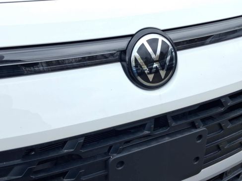 New 2026 Volkswagen Tiguan SE AWD/4WD image 4