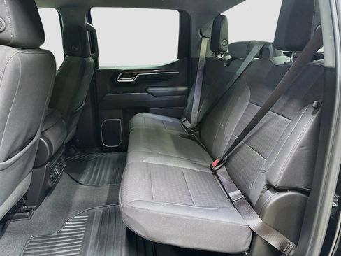 Used 2023 Chevrolet Silverado 1500 LT AWD/4WD image 27