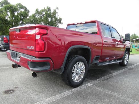 Used 2020 Chevrolet Silverado 2500 High Country w/ Z71 Off-Road Package AWD/4WD image 4