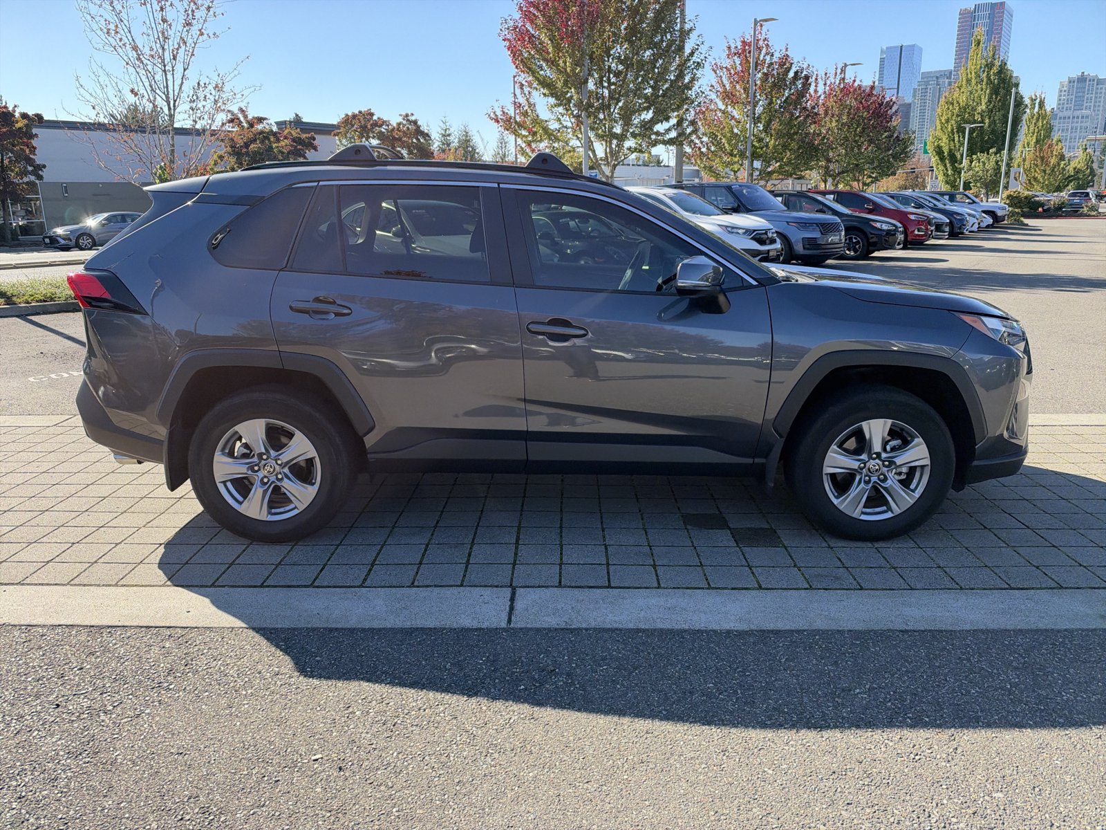 Used 2024 Toyota RAV4 XLE w/ Convenience Package AWD/4WD image 4