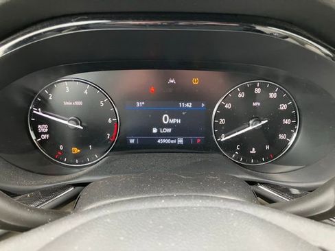 Used 2022 Buick Envision Preferred image 3