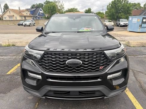 Used 2020 Ford Explorer ST w/ ST Street Pack AWD/4WD image 2
