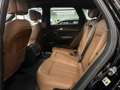 Certified 2024 Audi Q5 Premium w/ Convenience Package AWD/4WD image 13