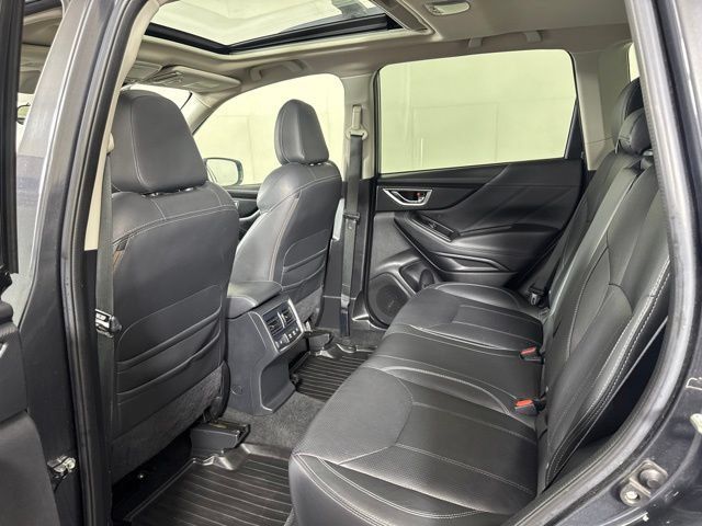 Used 2019 Subaru Forester Touring AWD/4WD image 12