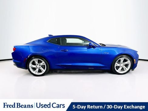 Used 2023 Chevrolet Camaro LT RWD image 12