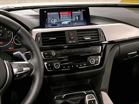 Used 2018 BMW 330i xDrive Sedan w/ M Sport Package image 6