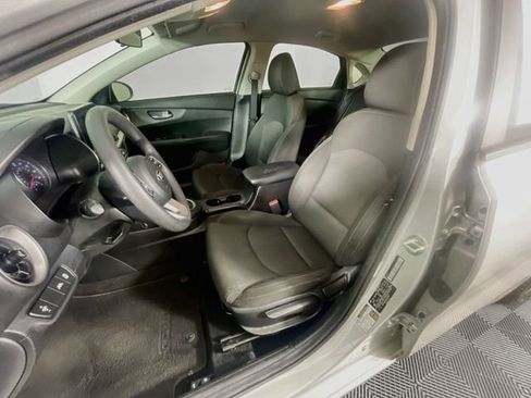 Used 2021 Kia Forte LXS FWD image 20