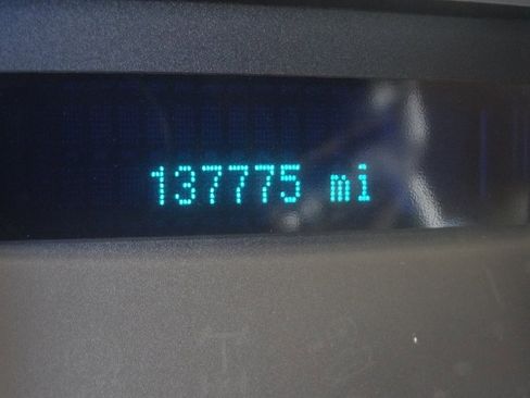Used 2012 Ford F250 XLT w/ XLT Interior Pkg image 9