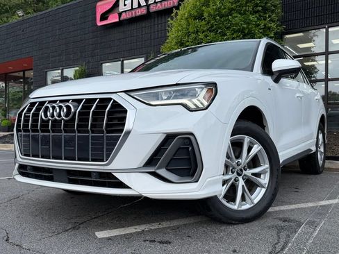 Used 2023 Audi Q3 2.0T Premium AWD/4WD image 2