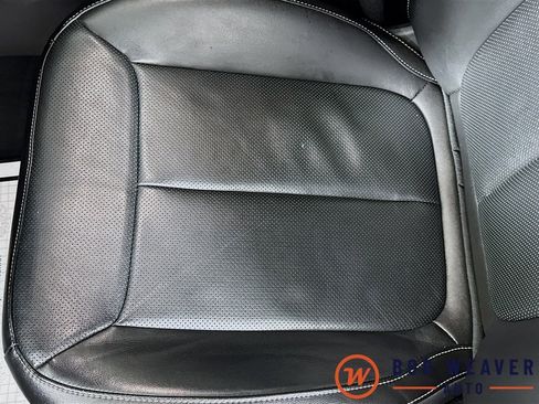 Used 2023 Jeep Grand Cherokee L Limited w/ Luxury Tech Group II image 20