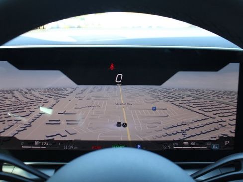 Certified 2025 Mercedes-Benz GLC 350e 4MATIC image 14