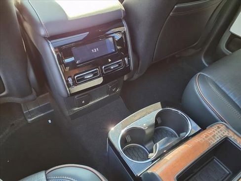 New 2025 Lincoln Aviator Black Label AWD/4WD image 10