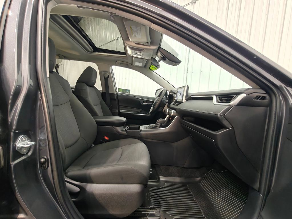 Used 2024 Toyota RAV4 XLE w/ Convenience Package AWD/4WD image 20