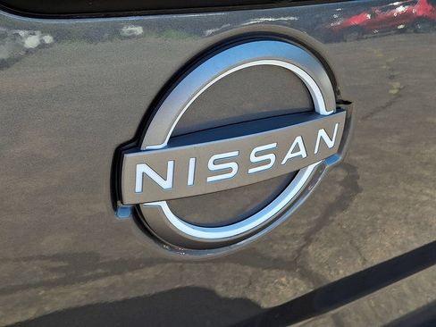 Used 2024 Nissan Titan SV w/ Accessory Utility Package AWD/4WD image 28