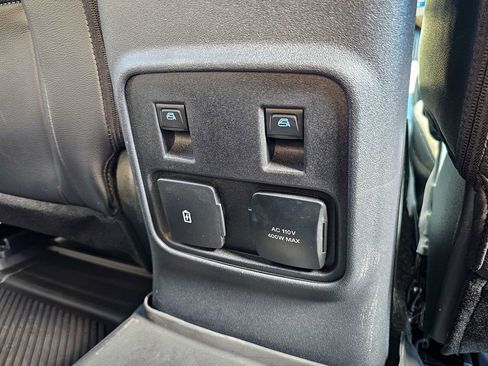 Used 2024 Ford Bronco Wildtrak image 37