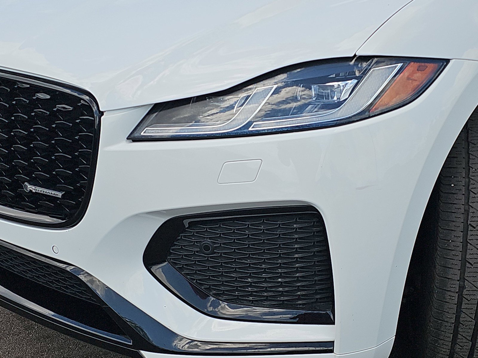 Used 2024 Jaguar F-PACE R-Dynamic S AWD/4WD image 33