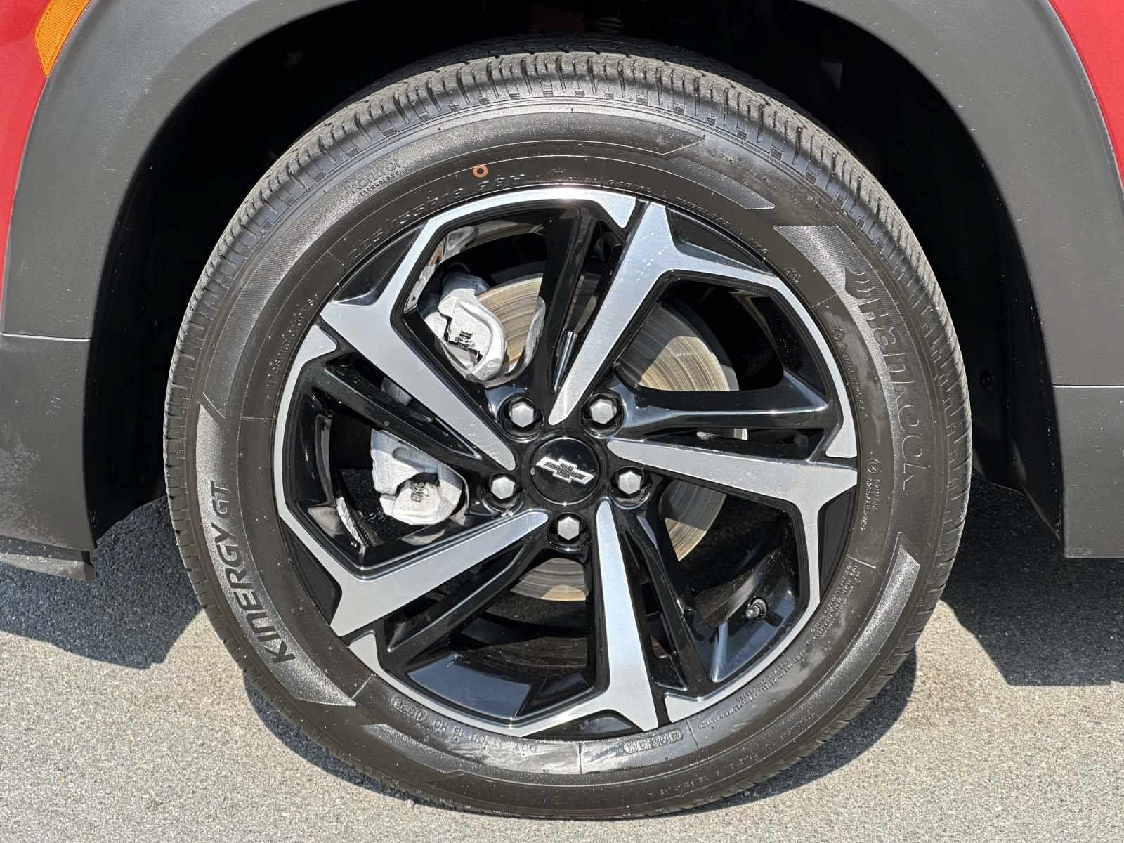 Used 2023 Chevrolet TrailBlazer RS w/ Convenience Package FWD image 7